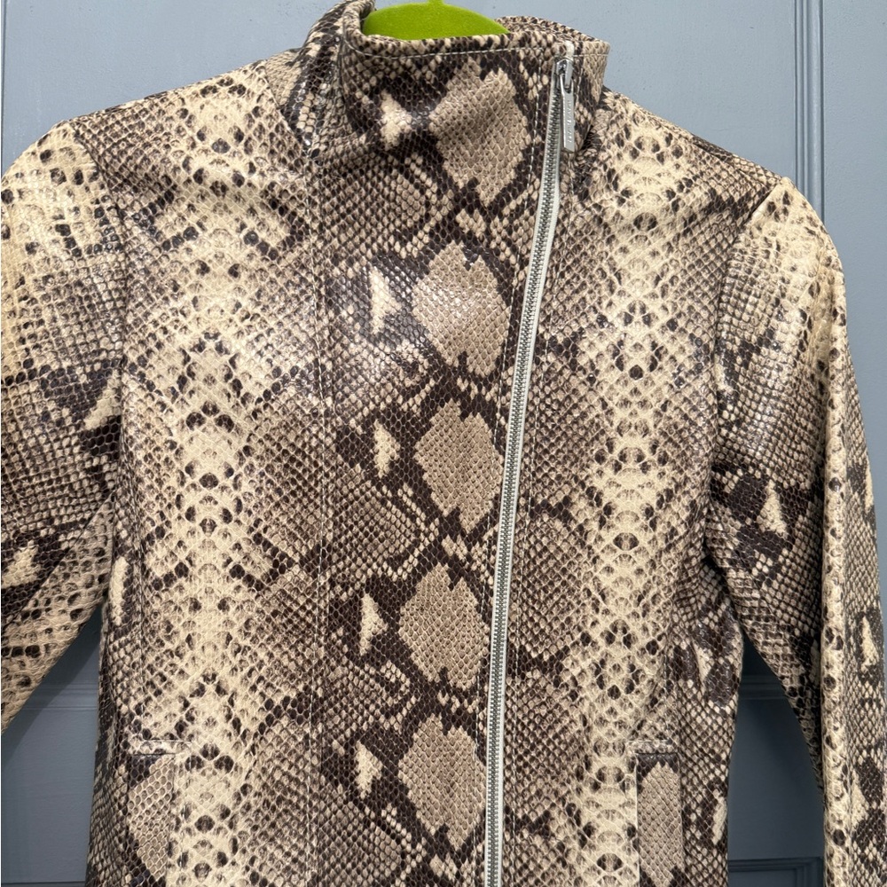 Stunning Michael Kors snake print leather jacket - Picture 7 of 8